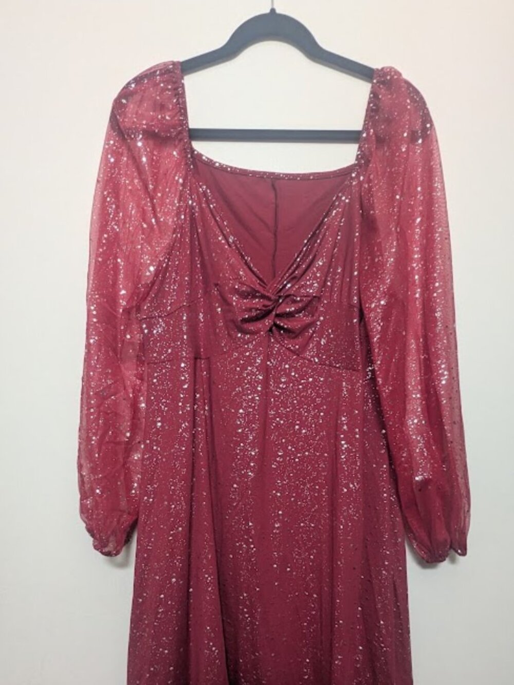 BloomChic 3XL Burgundy Glitter Mesh Lantern Sleeve Twist-Front Sweetheart Dress